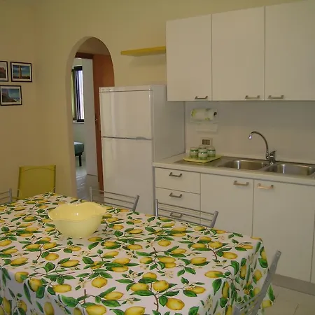 Casa Costaverde بيت للعطل مانداتوريسيو مارينا