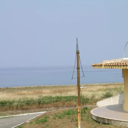 Casa Costaverde بيت للعطل مانداتوريسيو مارينا
